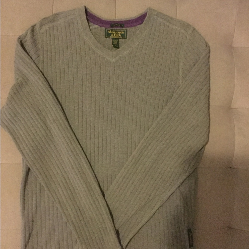 Abercrombie & Fitch V-neck Sweater